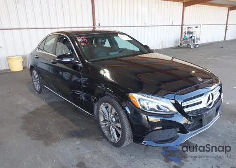 2018 Mercedes-Benz C 300 из США, поврежденный, VIN 55SWF4JB2JU276911